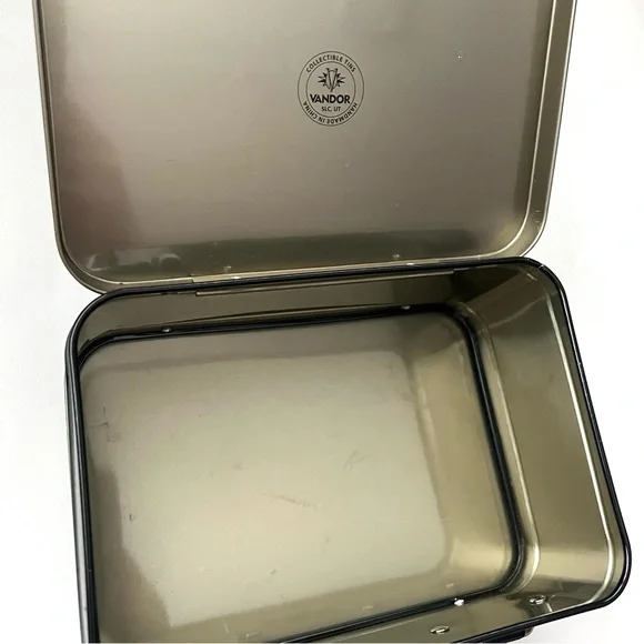 Vintage Betty Boop Tin lunch box and zipper pouch set - Picture 3 of 4